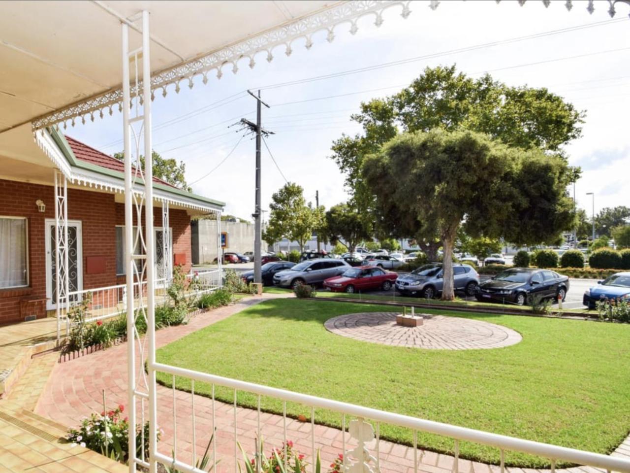 Billabong Wangaratta Motel Buitenkant foto