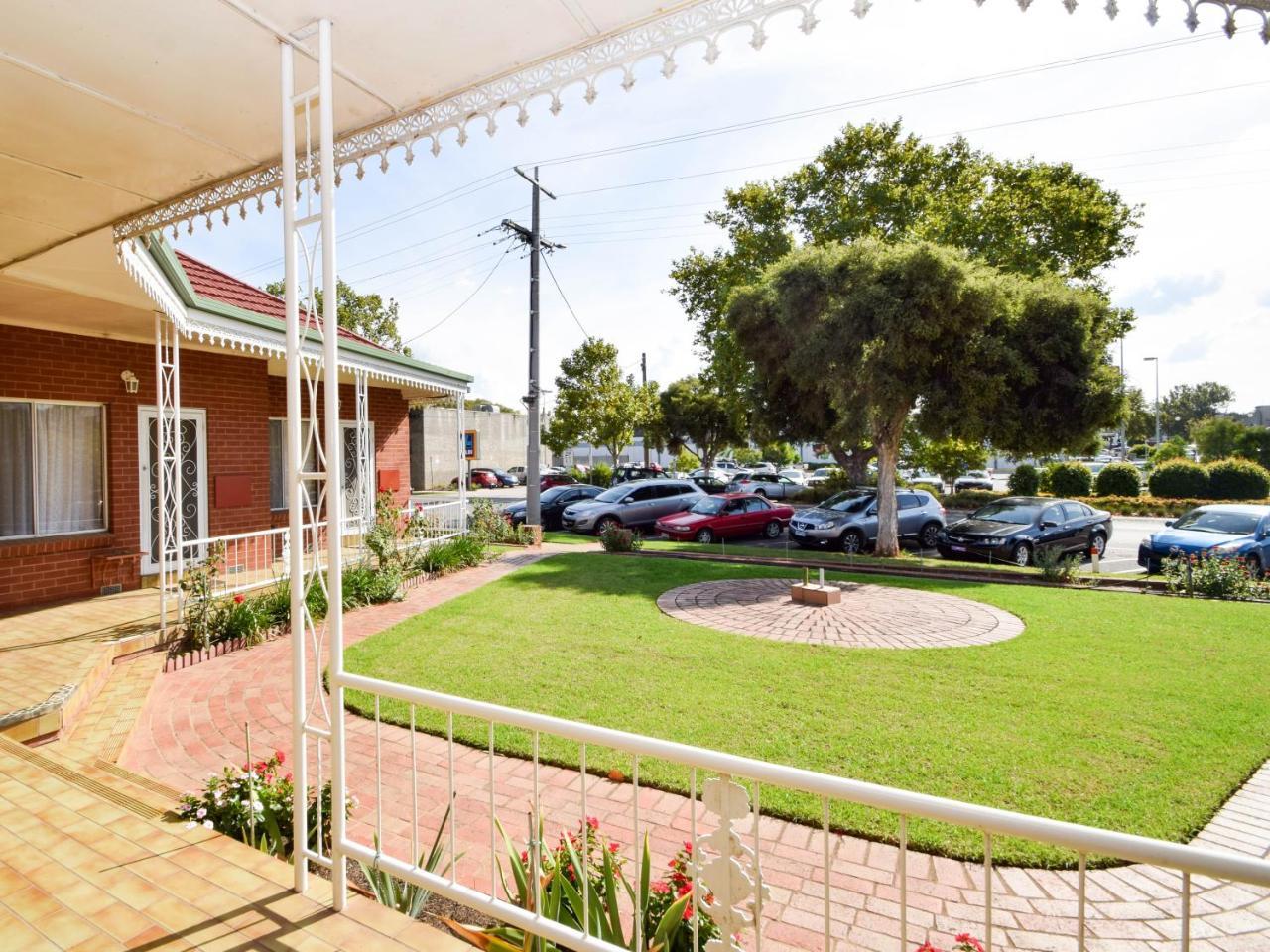 Billabong Wangaratta Motel Buitenkant foto